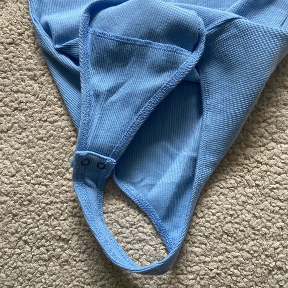 🌸 Abercrombie & Fitch 🌸 “ribbed polo bodysuit” - Picture 7 of 8